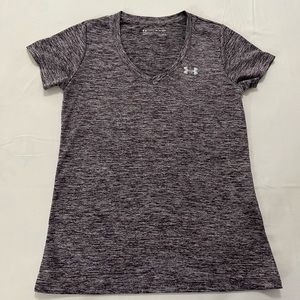 Under Armor Vneck top